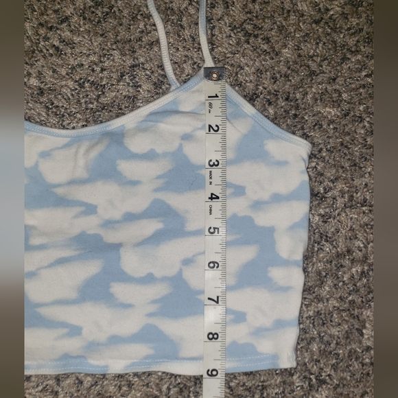 PacSun| Cloud Pattern Tie Strap Camisole - Picture 3 of 6